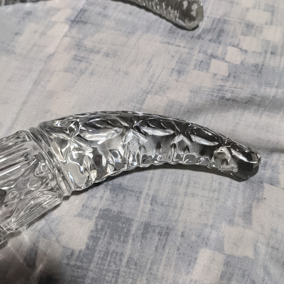 2 Identical Vintage Russian Horn Crystal Wine Glasses - Picture 4 of 6